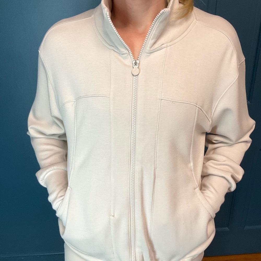 Apana Full-Zip Yoga Jacket – Cream Beige | Size Small